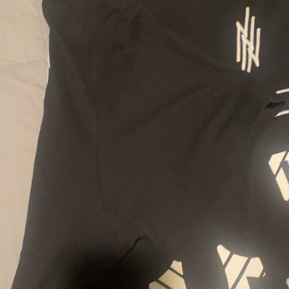 True Religion - Picture 4 of 5